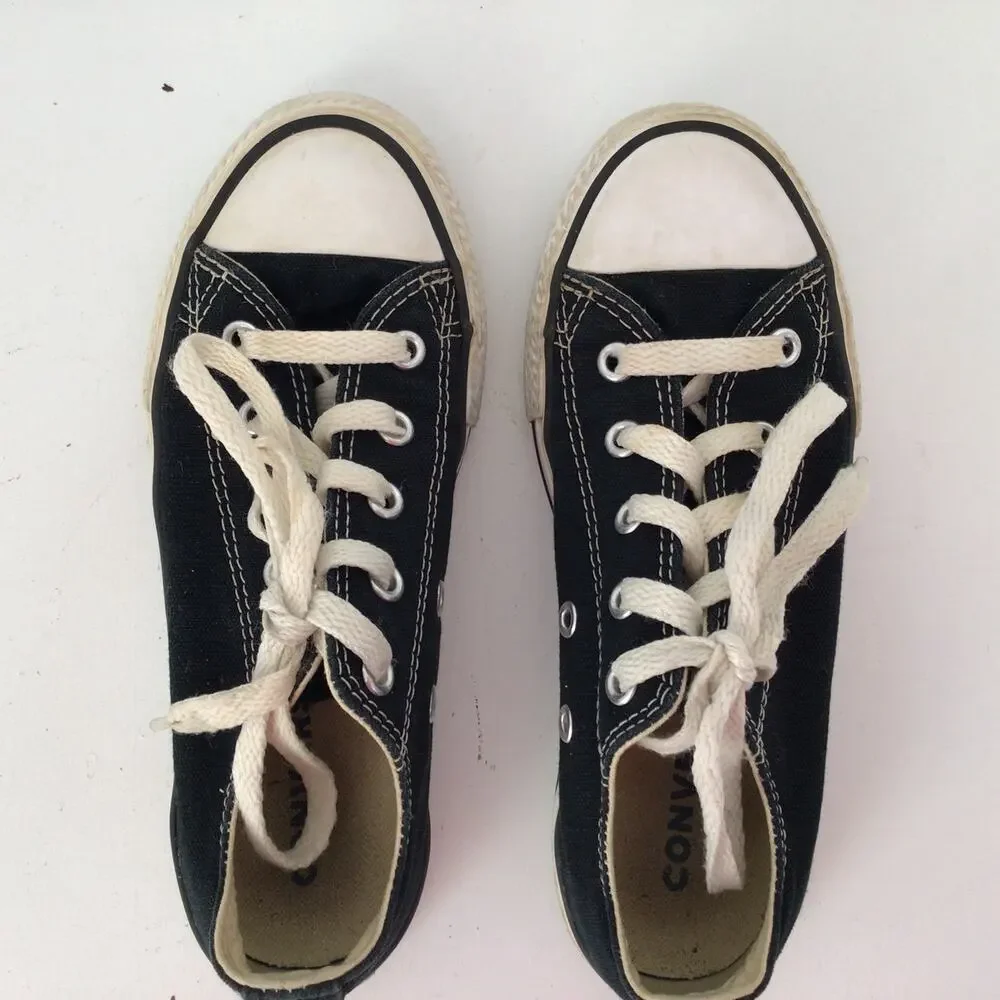 Youth Converse All Star Sneakers Sz 13